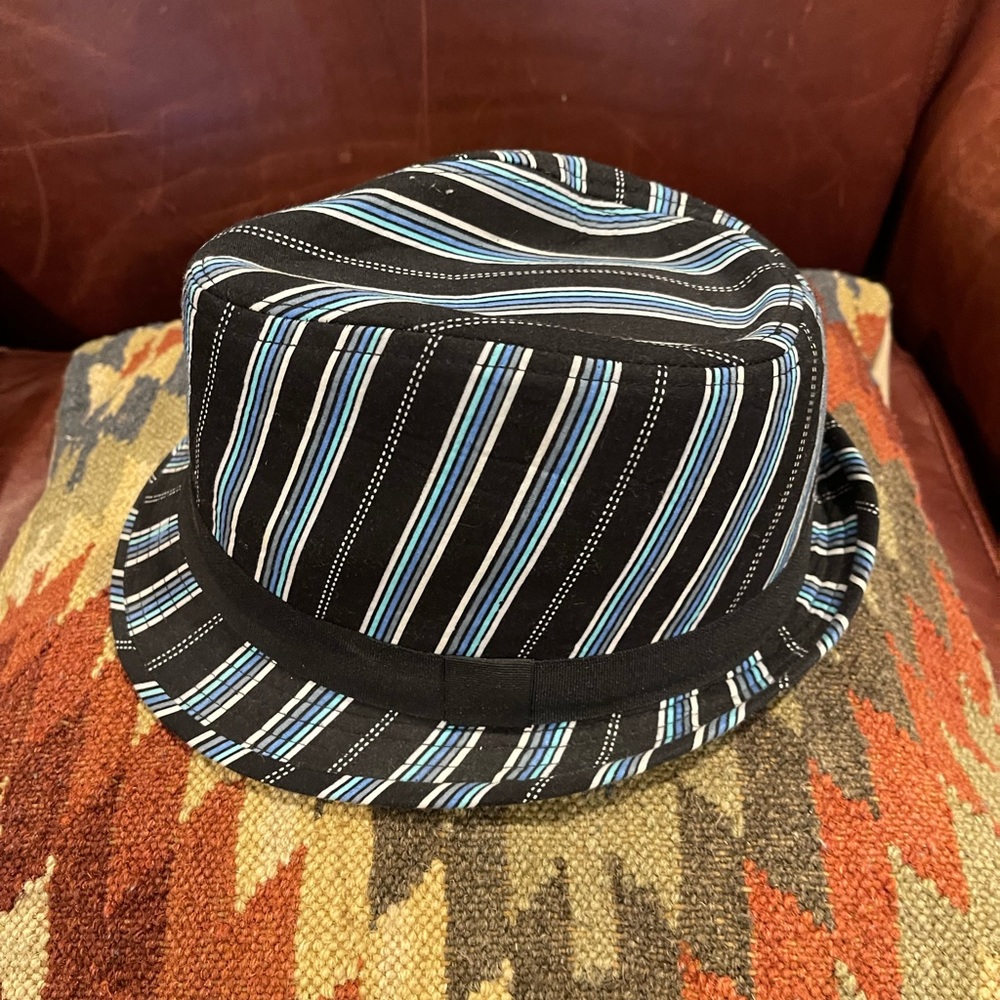 Fedora - Picture 5 of 5